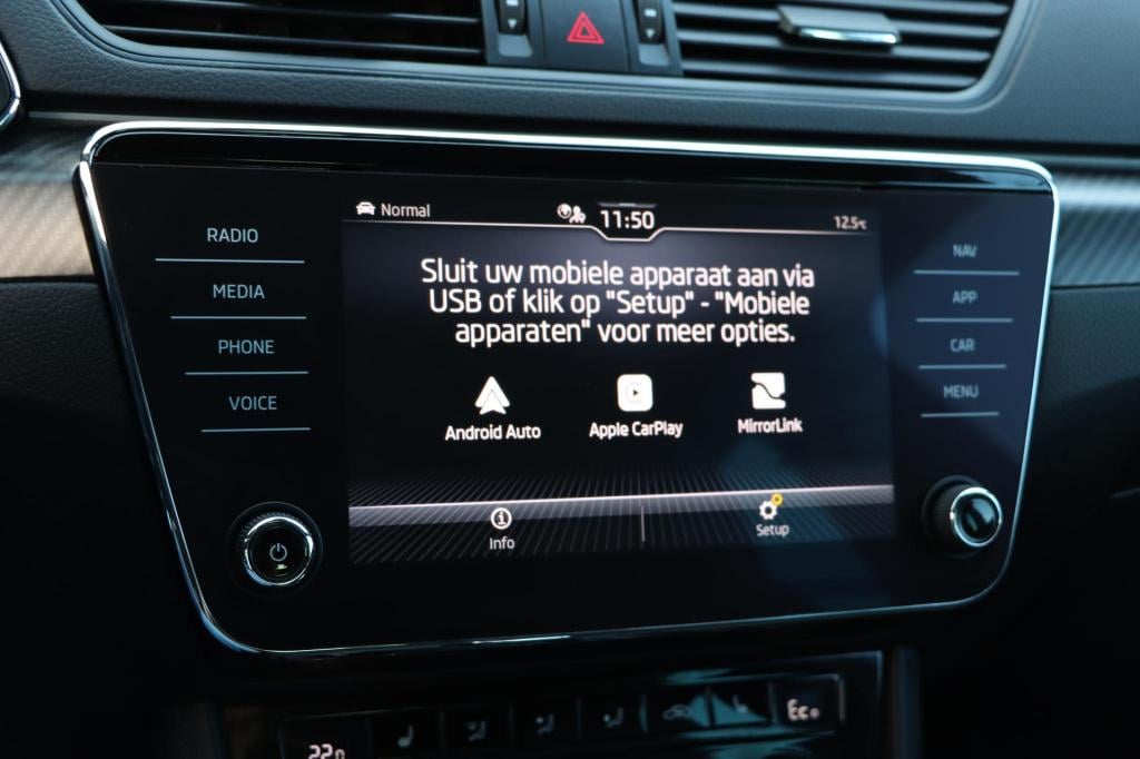 Skoda Superb combi 1.4 tsi iv sportline business 218pk dsg6 | memory | trek