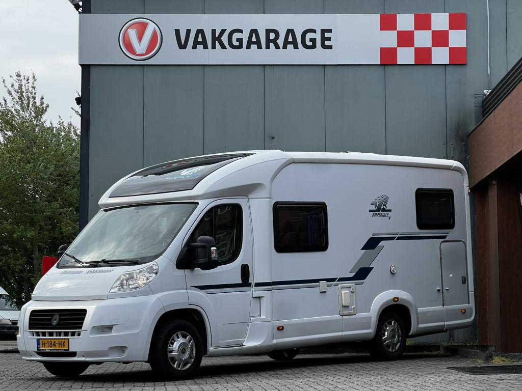 Weinsberg Onbekend r49 x250/2 | camera | groot bed | radio | luifel