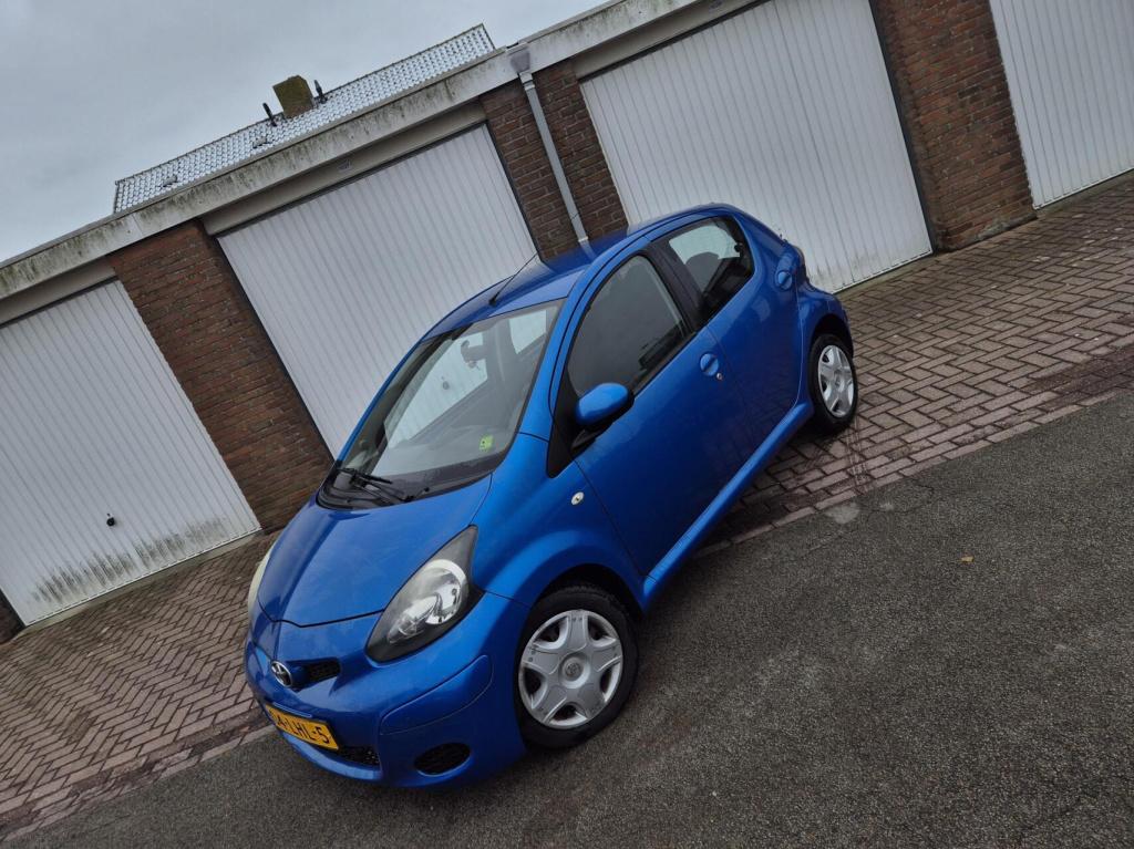 Toyota Aygo 1.0-12v comfort / origineel nl / 5-deurs / airco