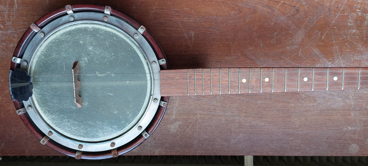 Vintage Tenor Banjo