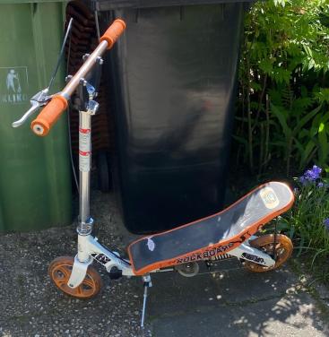 Space scooter