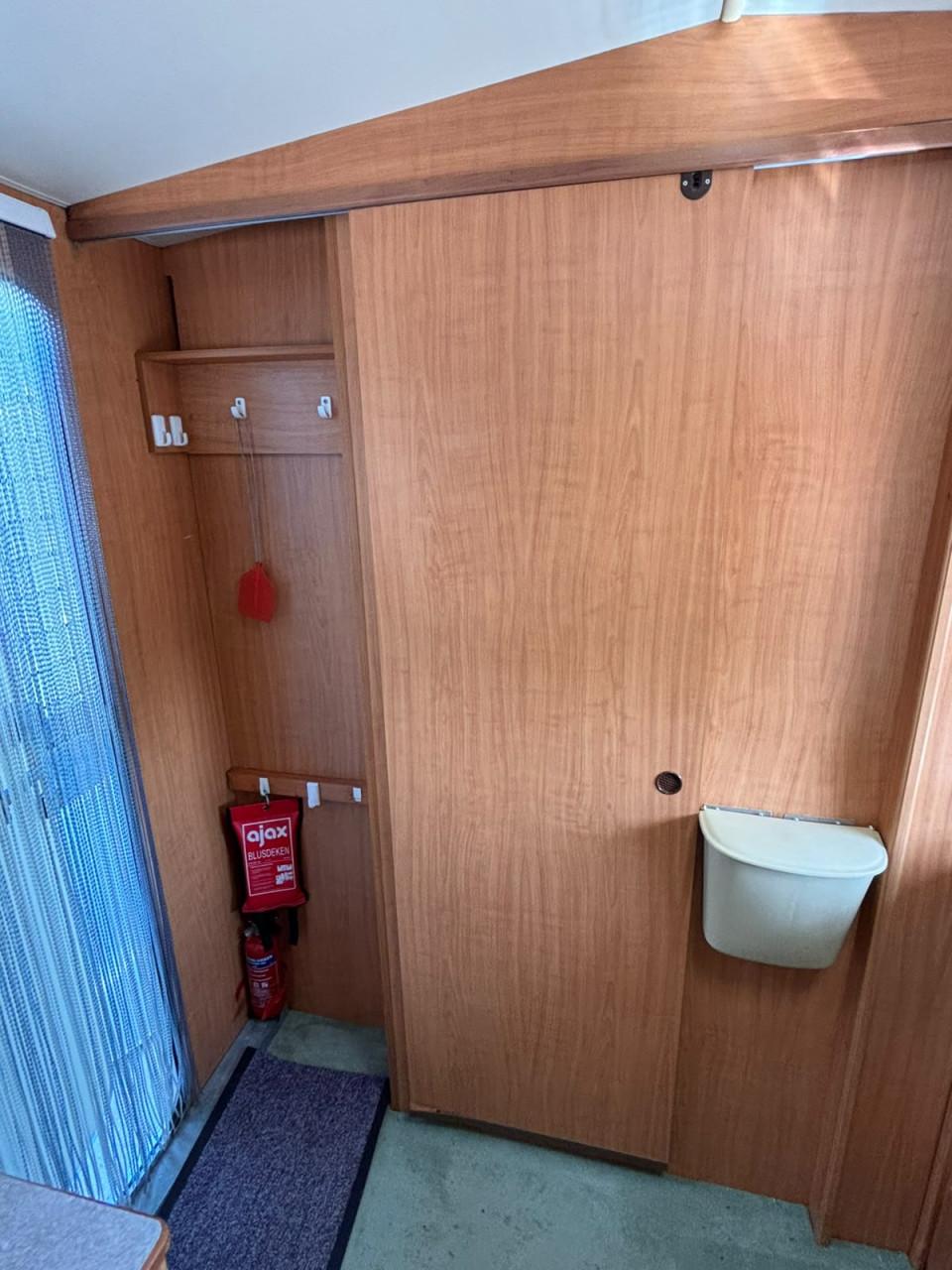 Caravan Award Transtar 8020