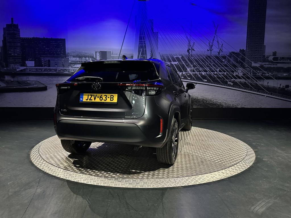 Toyota Yaris Cross 1.5 hybrid 130 dynamic *acc*winterpakket*camera*17inch*c