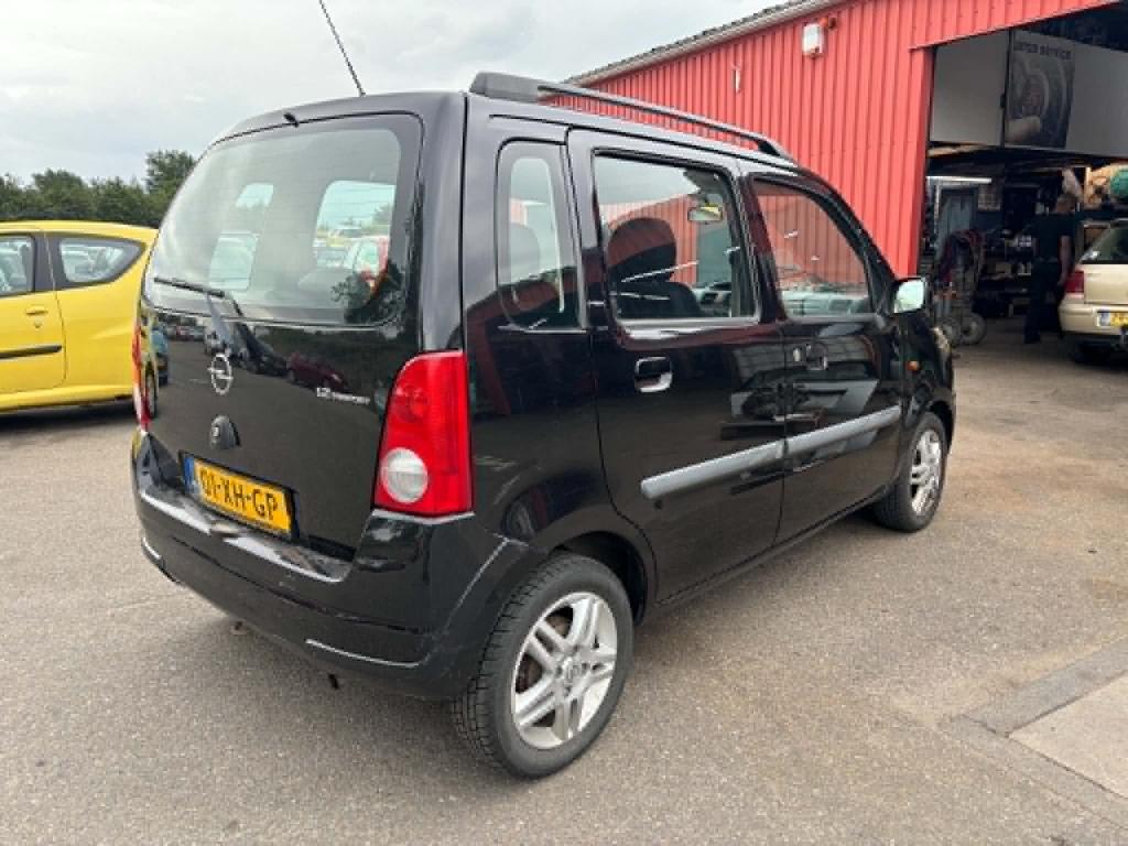 Opel Agila 1.2-16v maxx