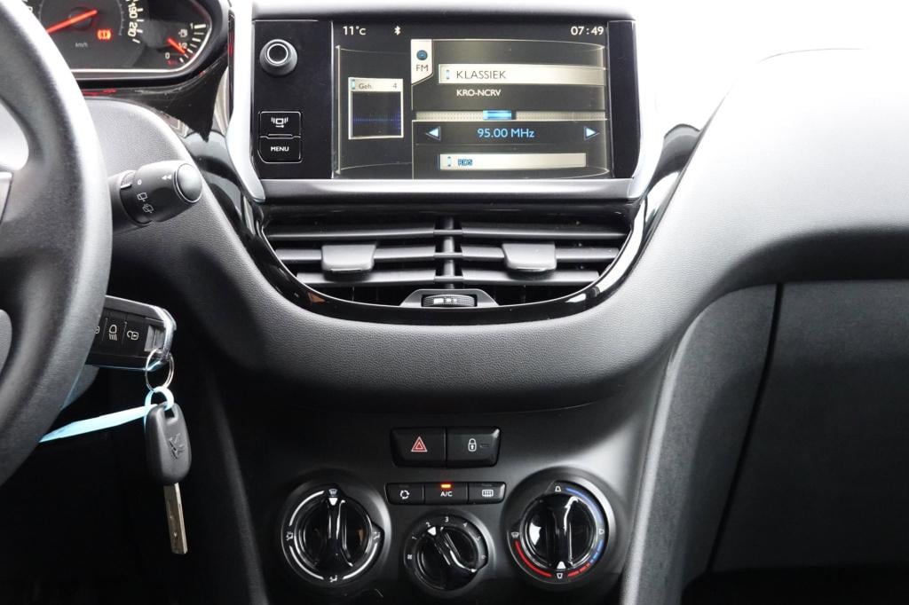 Peugeot 208 1.2 vti active