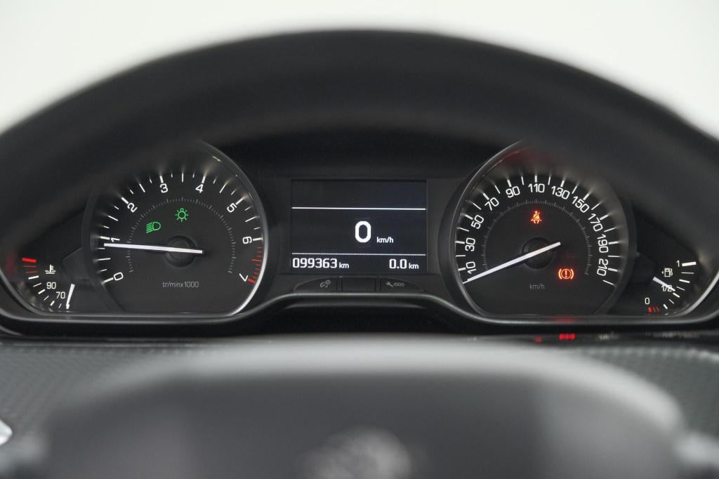 Peugeot 208 puretech 82 blue lease allure | parkeersensoren | climate contr