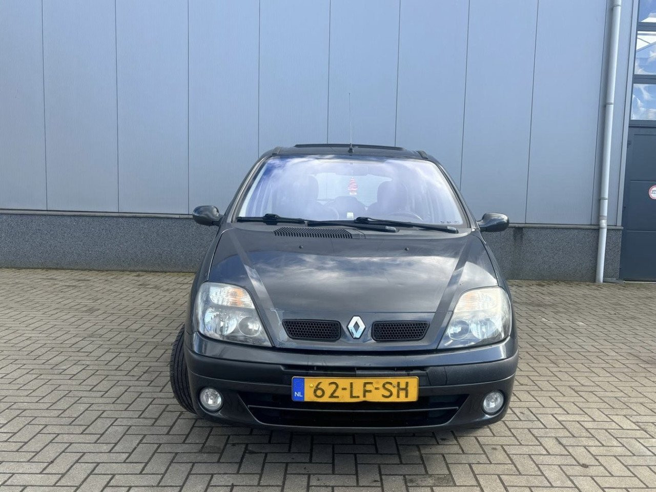 Renault Scenic 1.6-16V Expression Sport Automaat