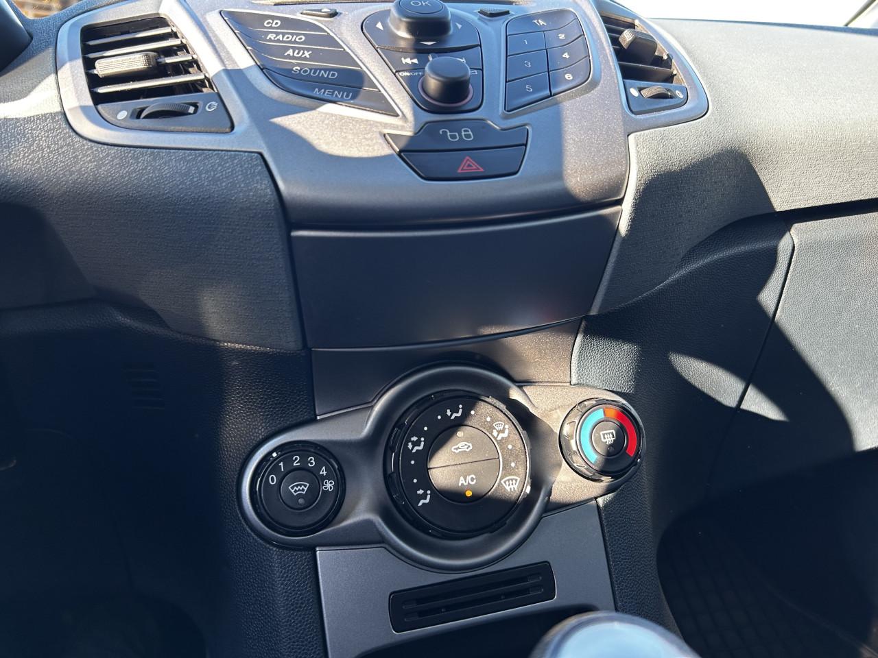 Ford Fiesta 1.25 Titanium/JAAR APK/AIRCO/