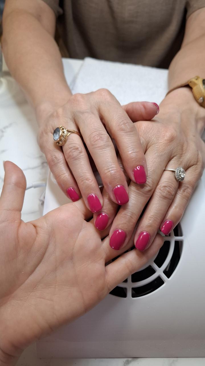 Mooie en verzorgde nagels.