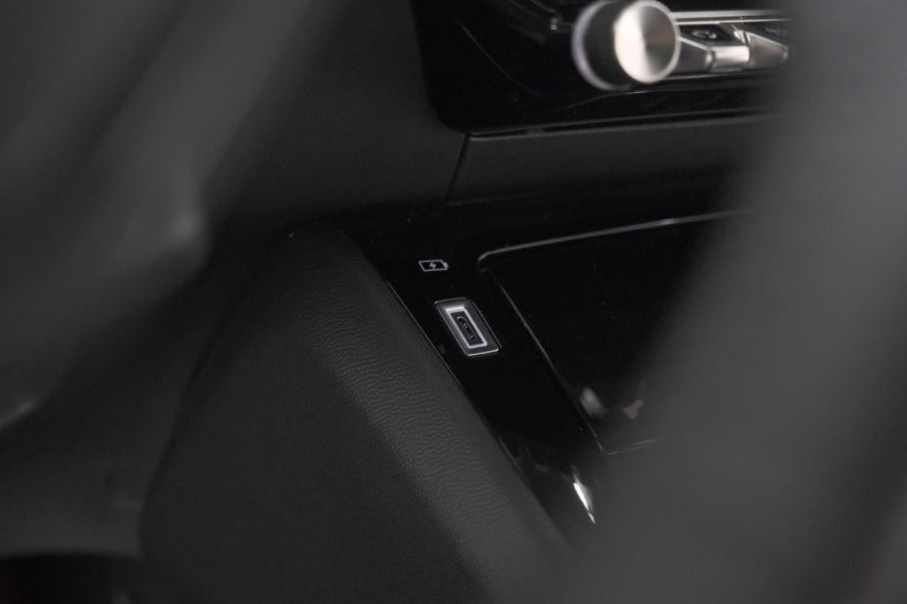 Peugeot 2008 hybrid 136 e-dcs6 allure | 360 camera | adaptieve cruise contr