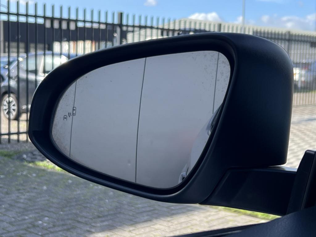 Toyota C-hr 1.8 hybrid style