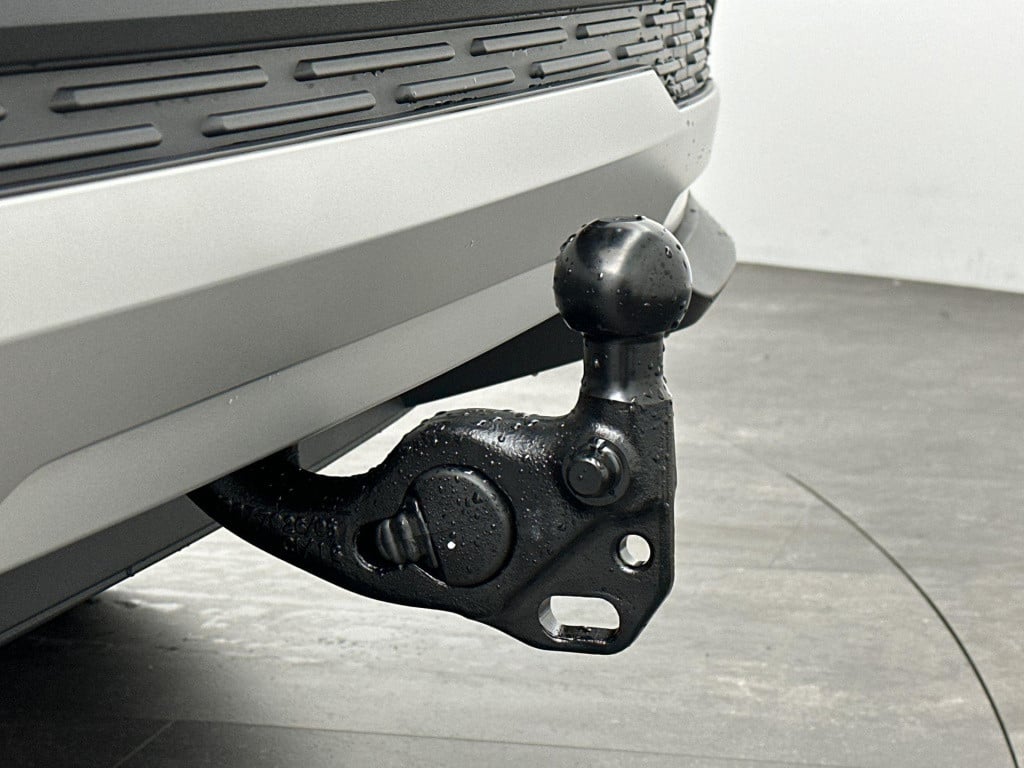 Skoda Elroq business edition tour elektromotor 210 kw / 286 pk