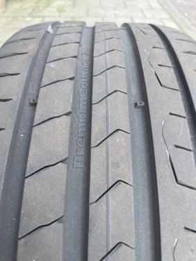 Te koop 1x nieuwe band Continental 245/45/R18