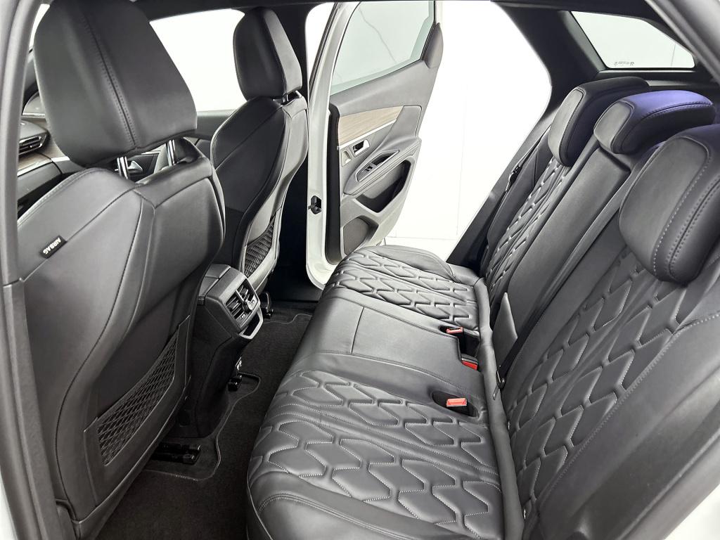 Peugeot 3008 hybrid 225 pk automaat gt | rijklaar | adaptive cruise | focal