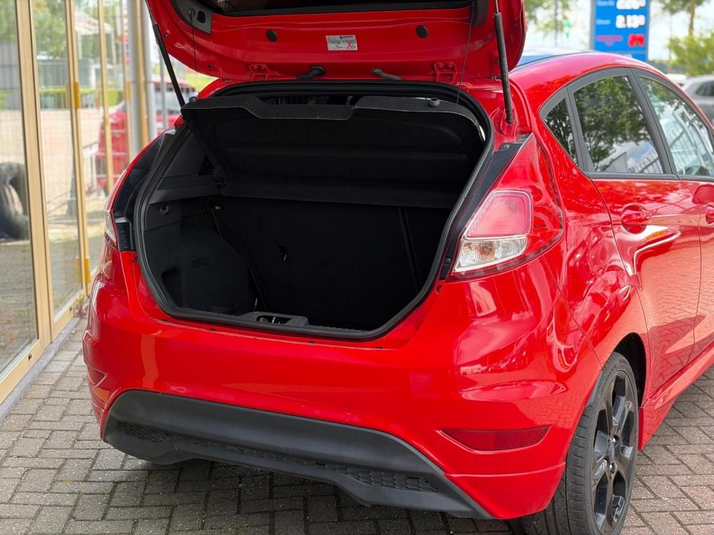 Ford Fiesta 1.0 ecob. black edit