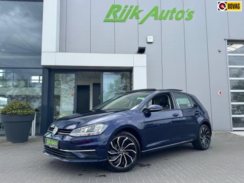 Volkswagen Golf 1.0 tsi * panoramadak * camera * navigatie * massage stoel