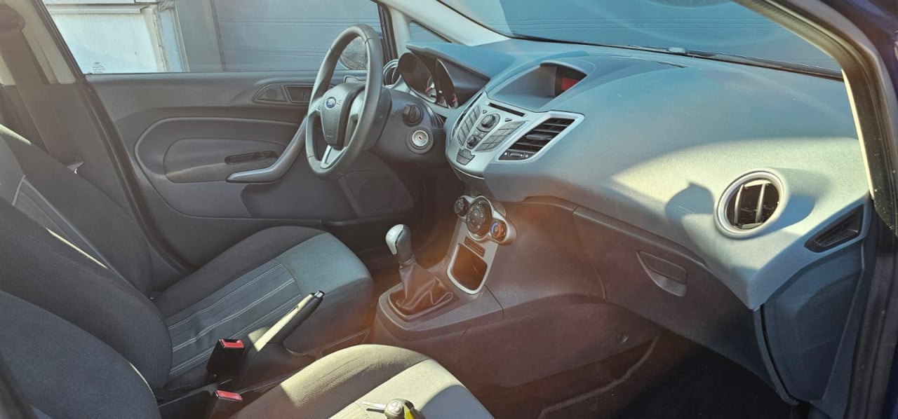 TE KOOP FORD FIESTA 1.25 LIMITED ZUINIGHEIDSLABEL B MET AIRCO