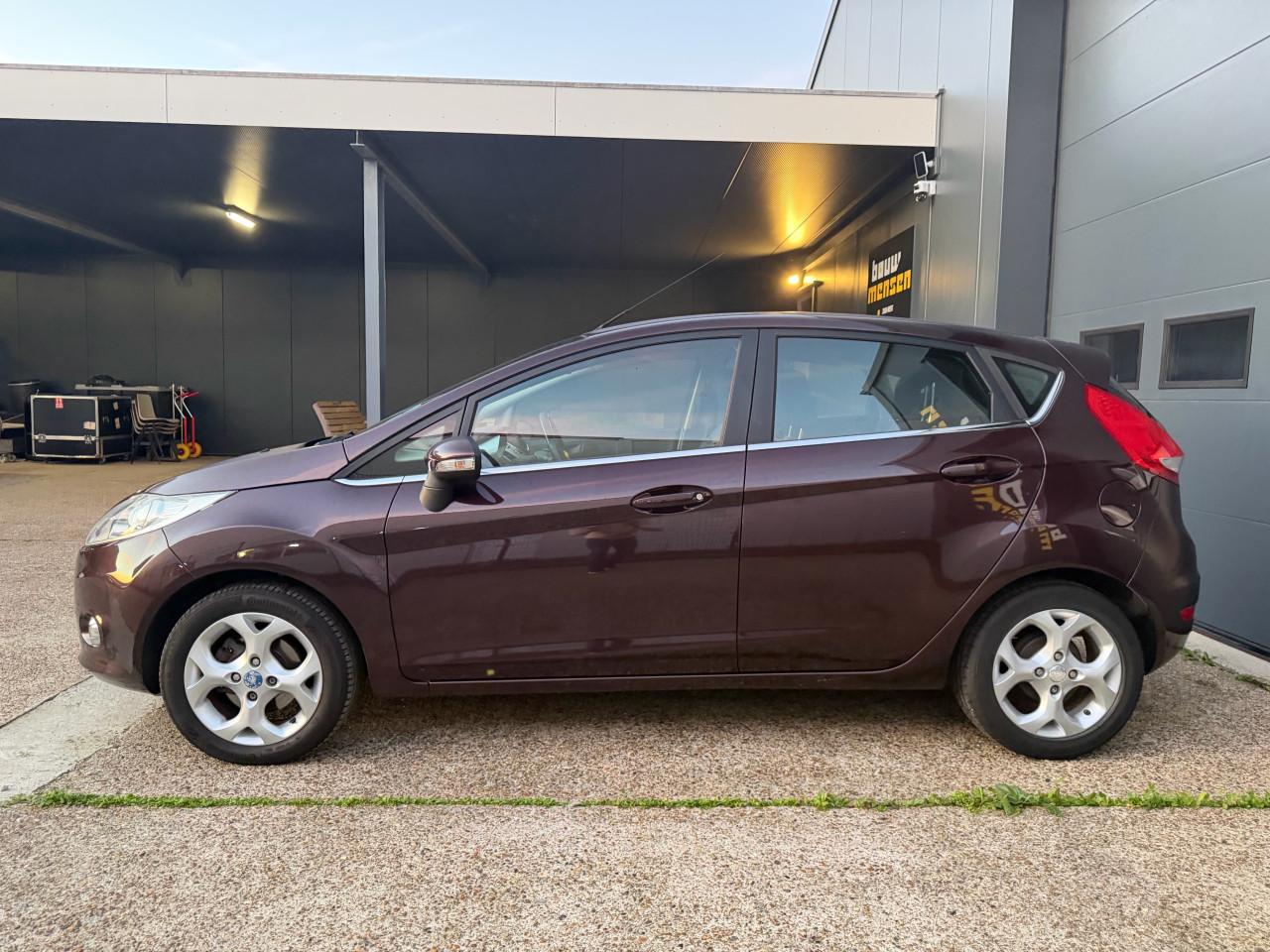 Ford Fiësta 1.4 71KW Titanium 5DR 2010 Airco Cruise Nap