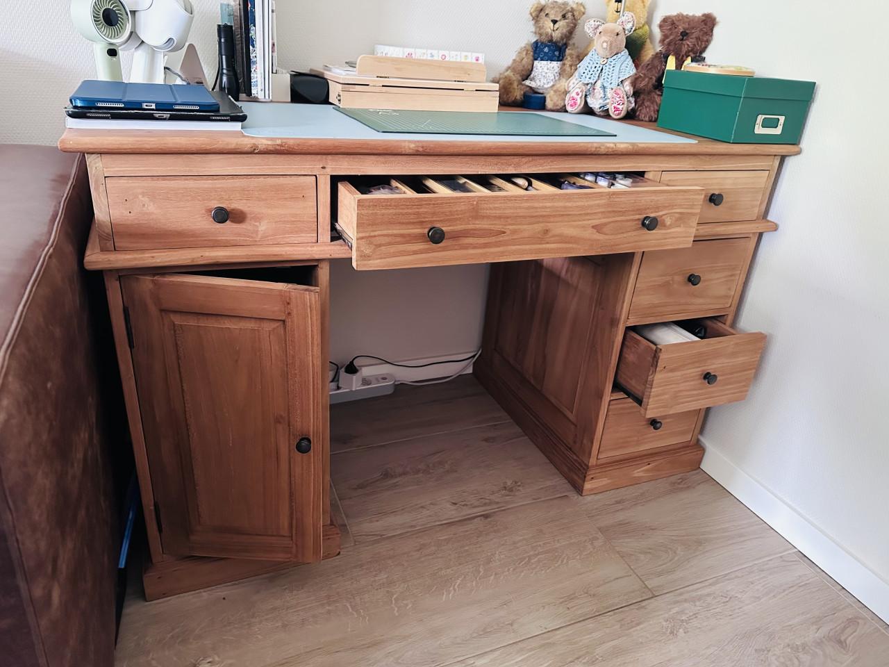 Teak bureau