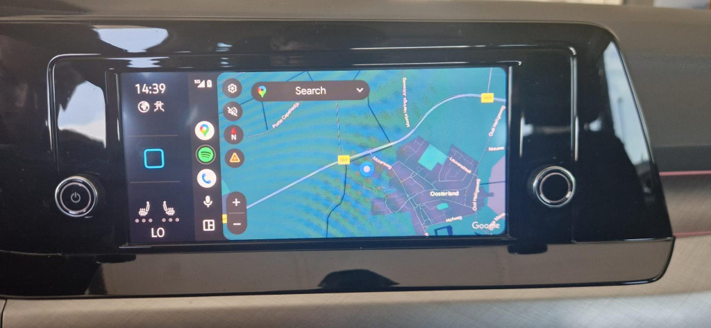 Volkswagen Golf 1.0 tsi life business | trekhaak | camera | carplay | acc |