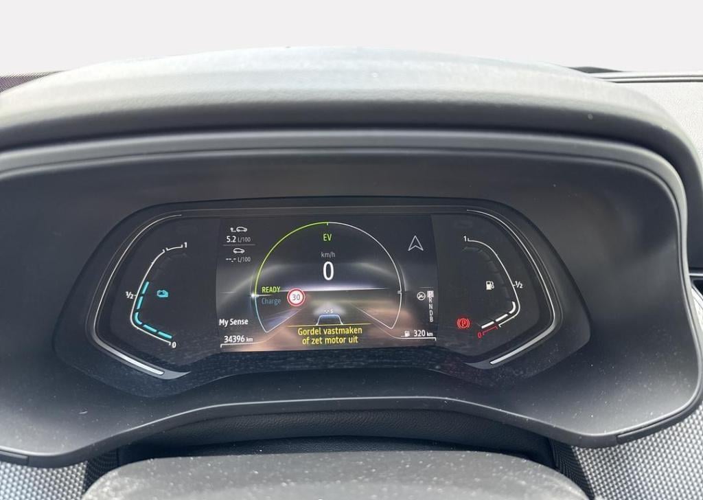 Renault Arkana 1.6 e-tech hybrid 145 intens