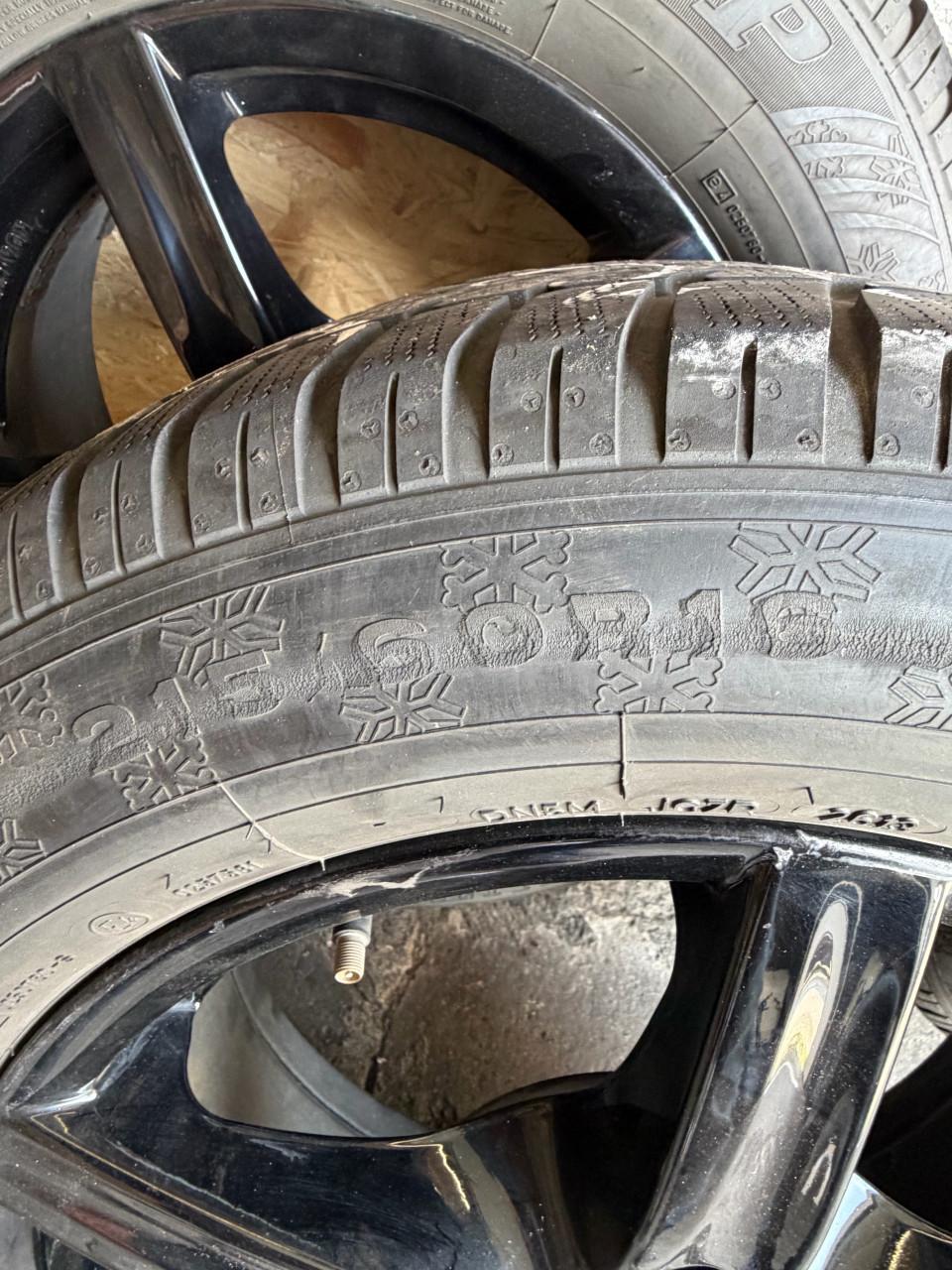 Autowielen met banden