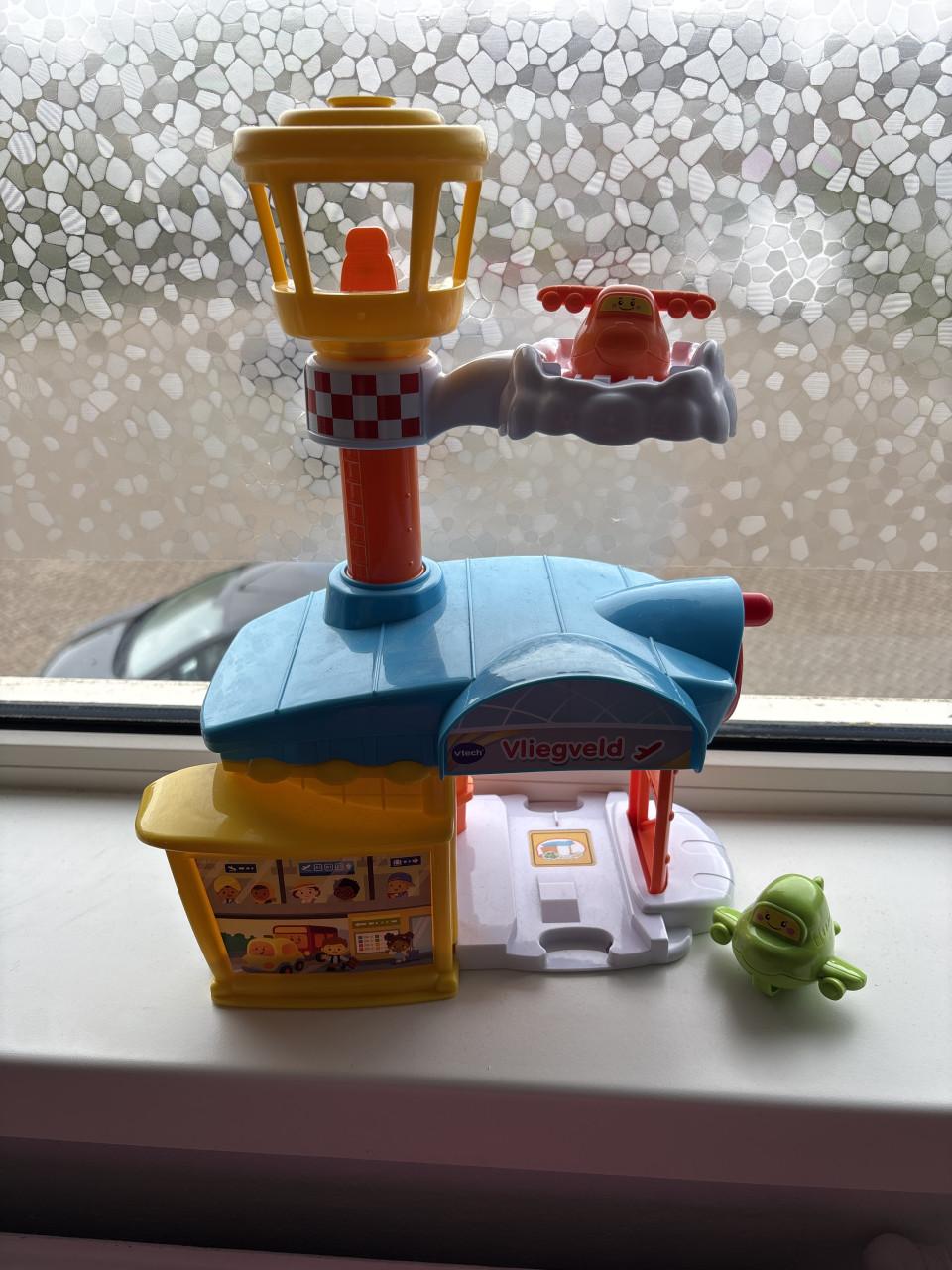 Vliegveld toettoet