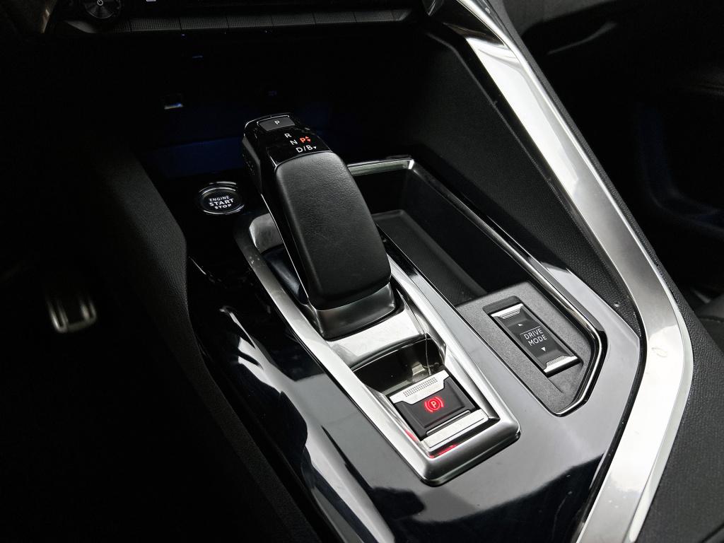 Peugeot 3008 hybrid 225pk automaat gt | rijklaar | panoramadak | el. achter