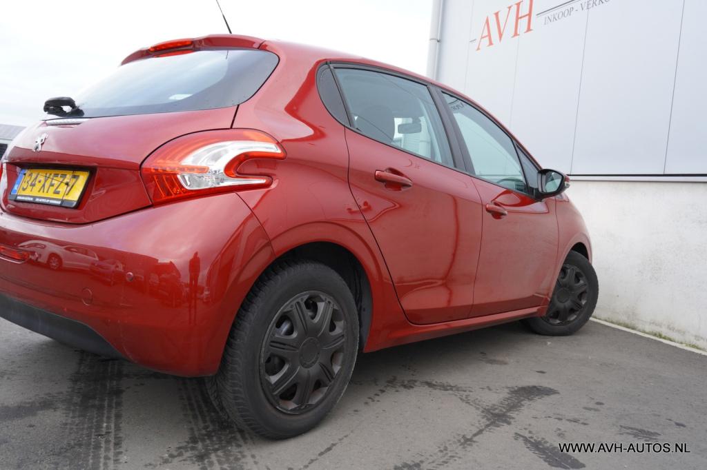 Peugeot 208 1.4 vti active