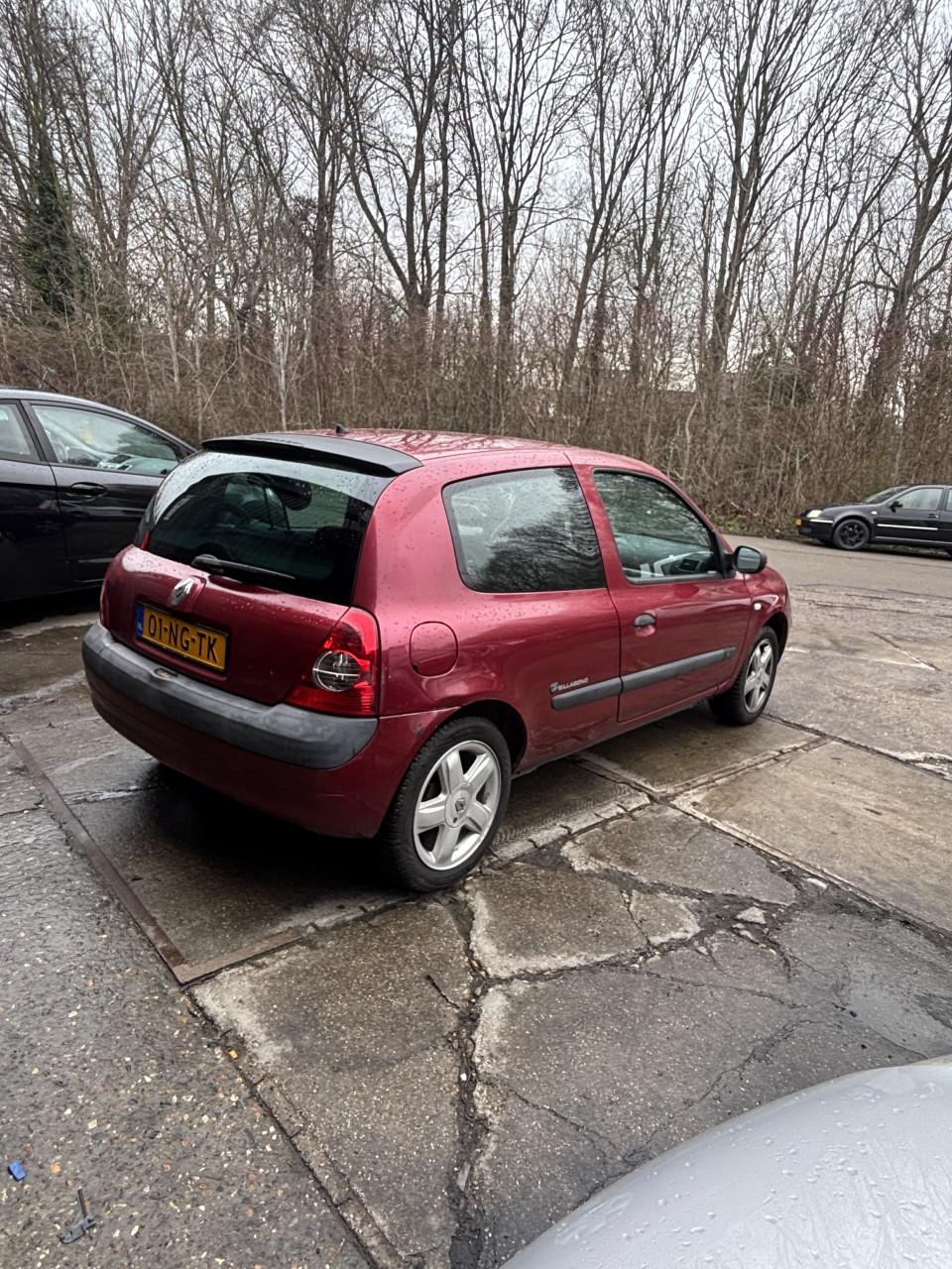 Renault Clio weinig kilometers
