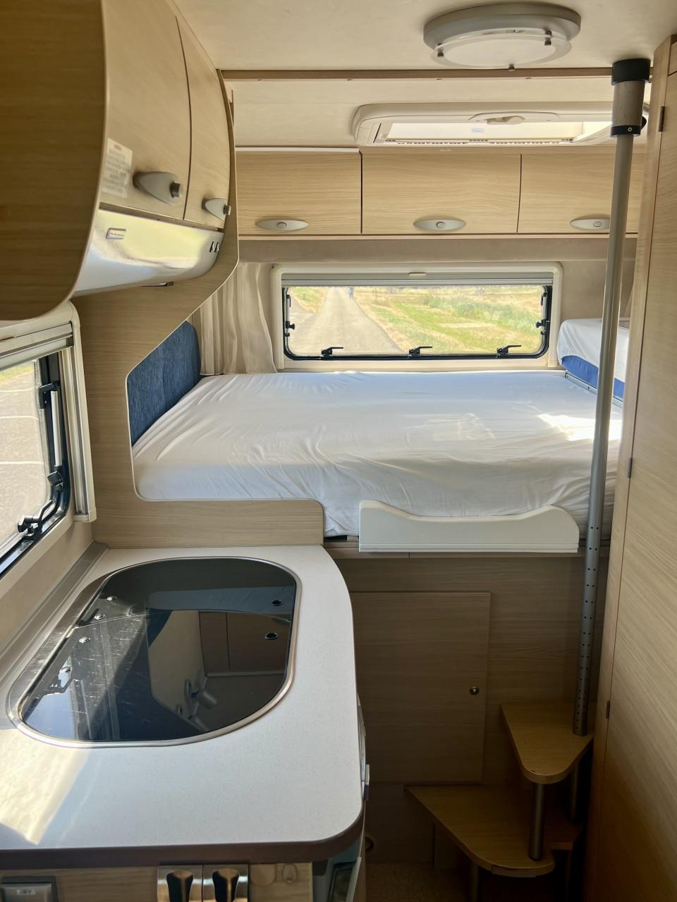 Te koop camper Adria Coral Compact