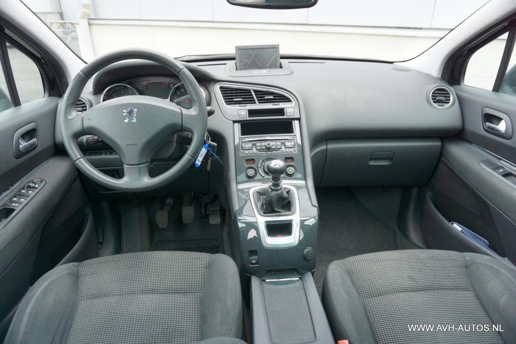 Peugeot 5008 1.6 thp active 5 - persoons!