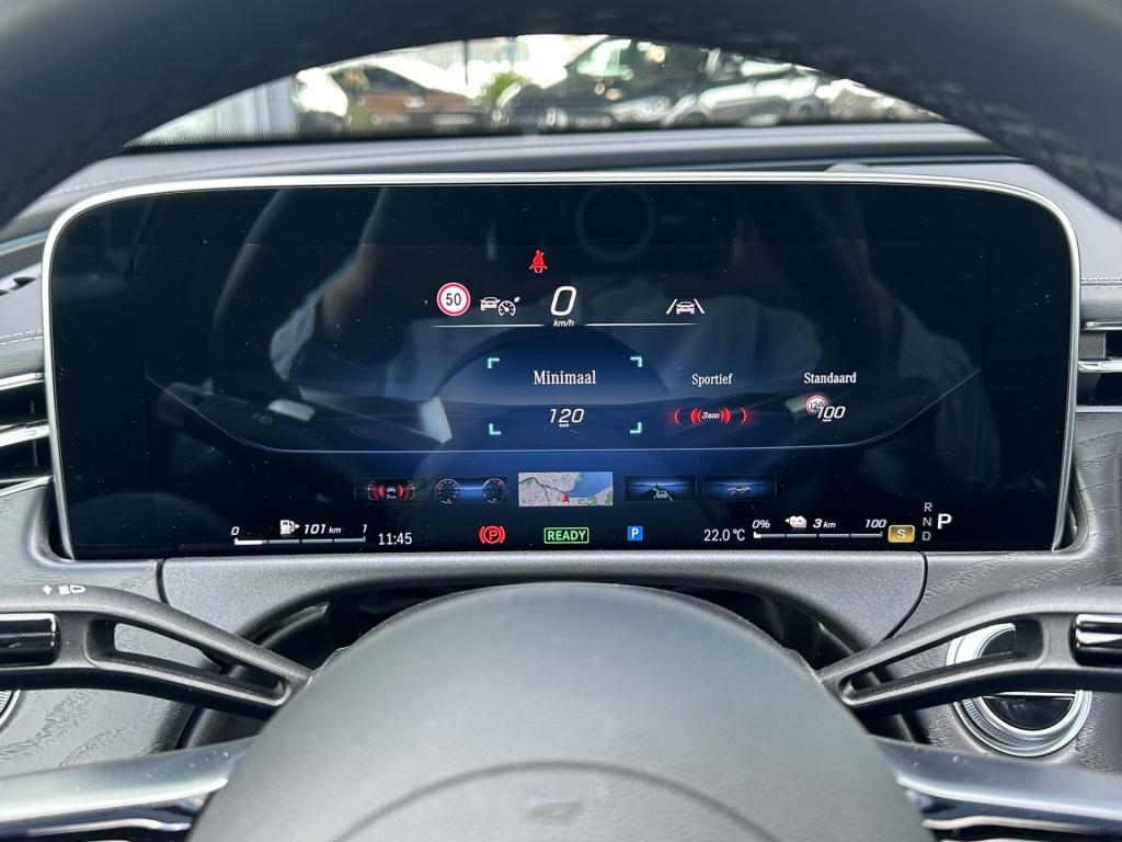 Mercedes-Benz E-Klasse 300 e amg line l panoramadak l 360 camera l head-up 