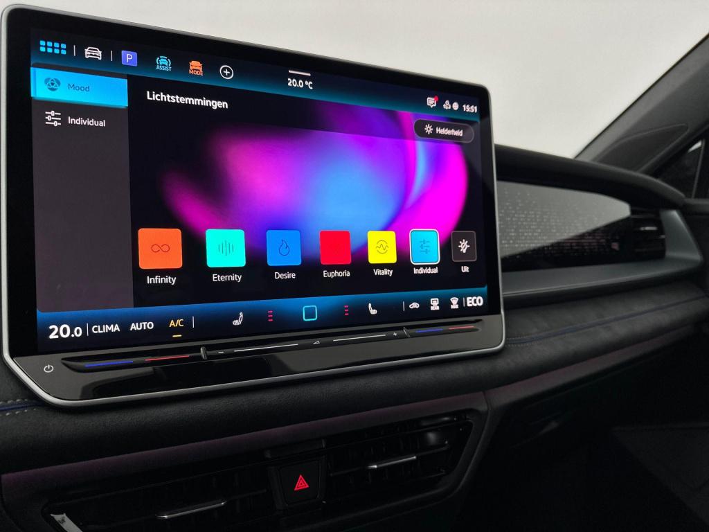 Volkswagen Tayron r-line edition 1.5 ehybrid 150 kw / 204 pk suv 6 v