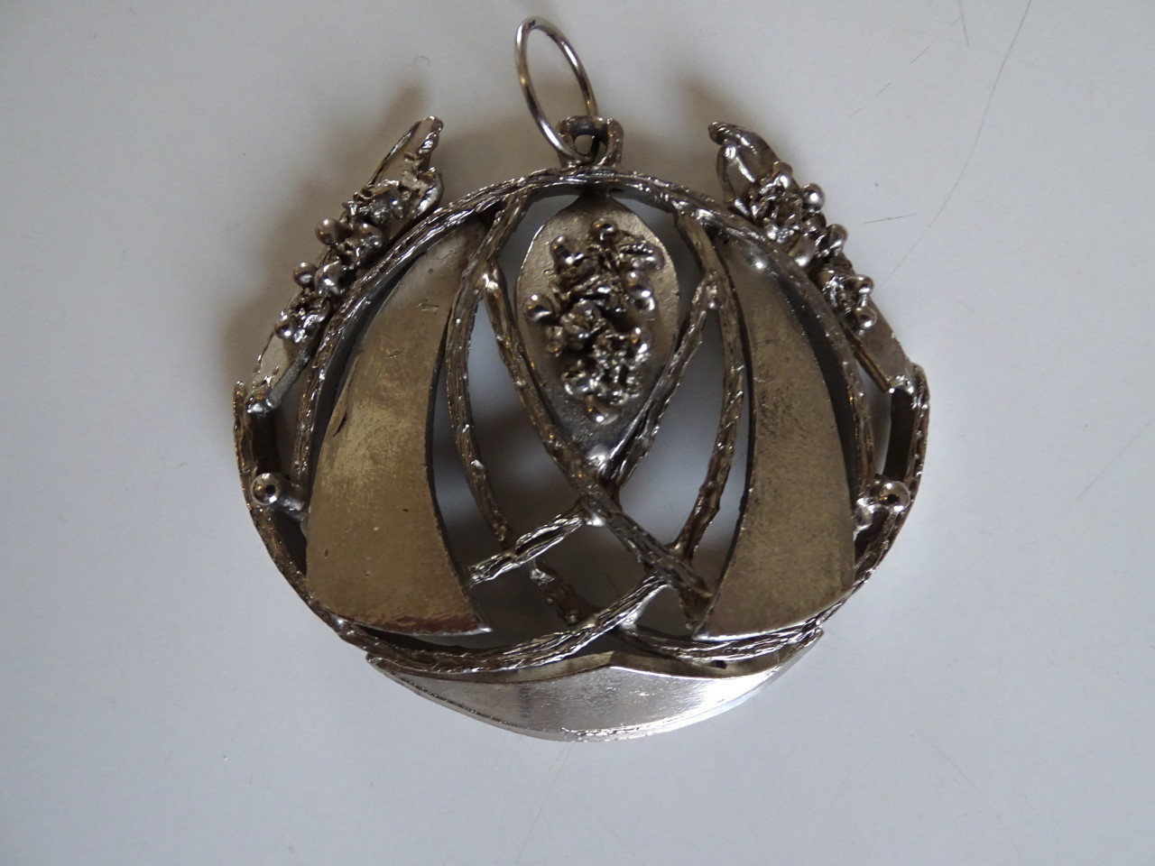 Brutalistische Hanger Modernisme jaren 1970