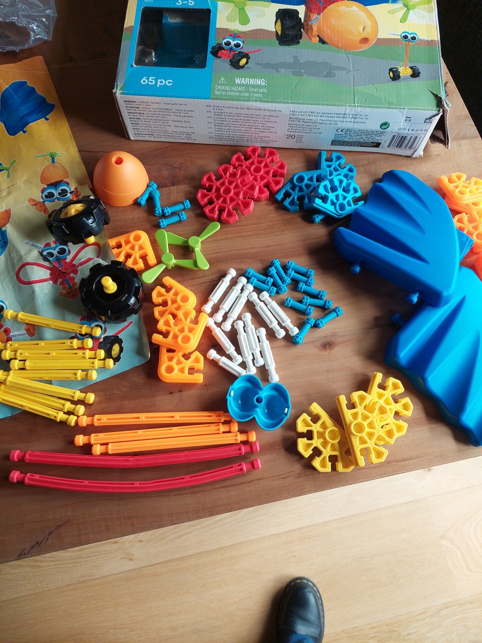 Kid Knex wingerd & wheels