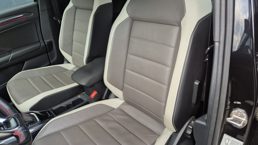 Volkswagen T-roc 1.5 tsi sport*navi*clima*led*lane ass*vitrual*18 inch*auto