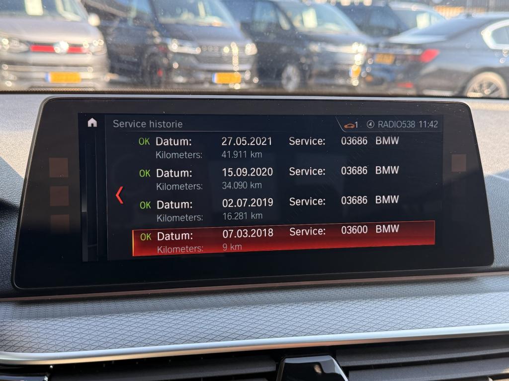 BMW 5 Serie 520i m-sport high executive | led | navi | cruise | achteruitri