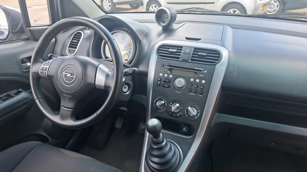 Opel Agila 1.2 enjoy