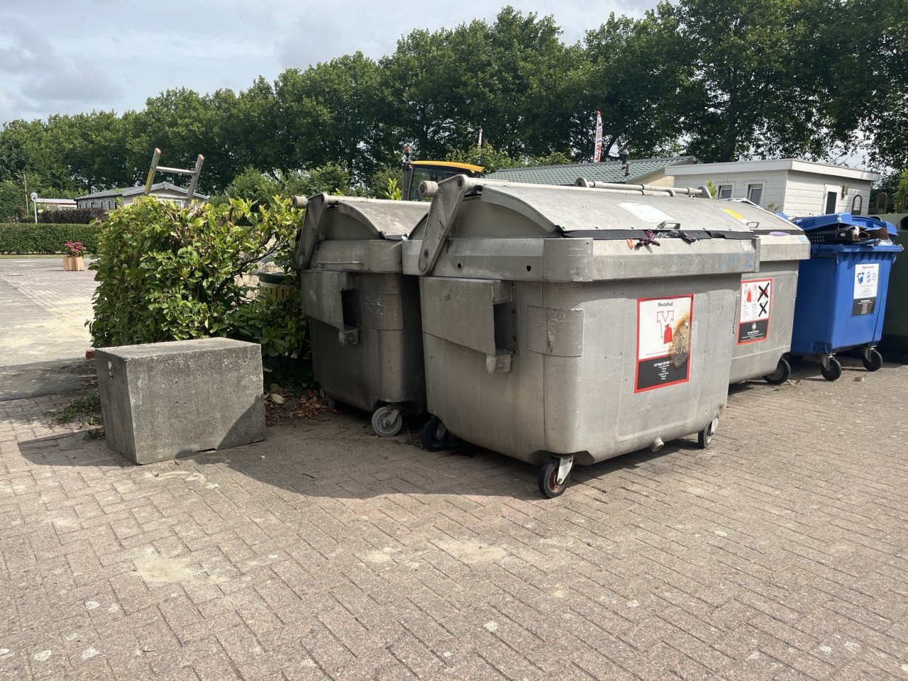 2200 liter afvalcontainers