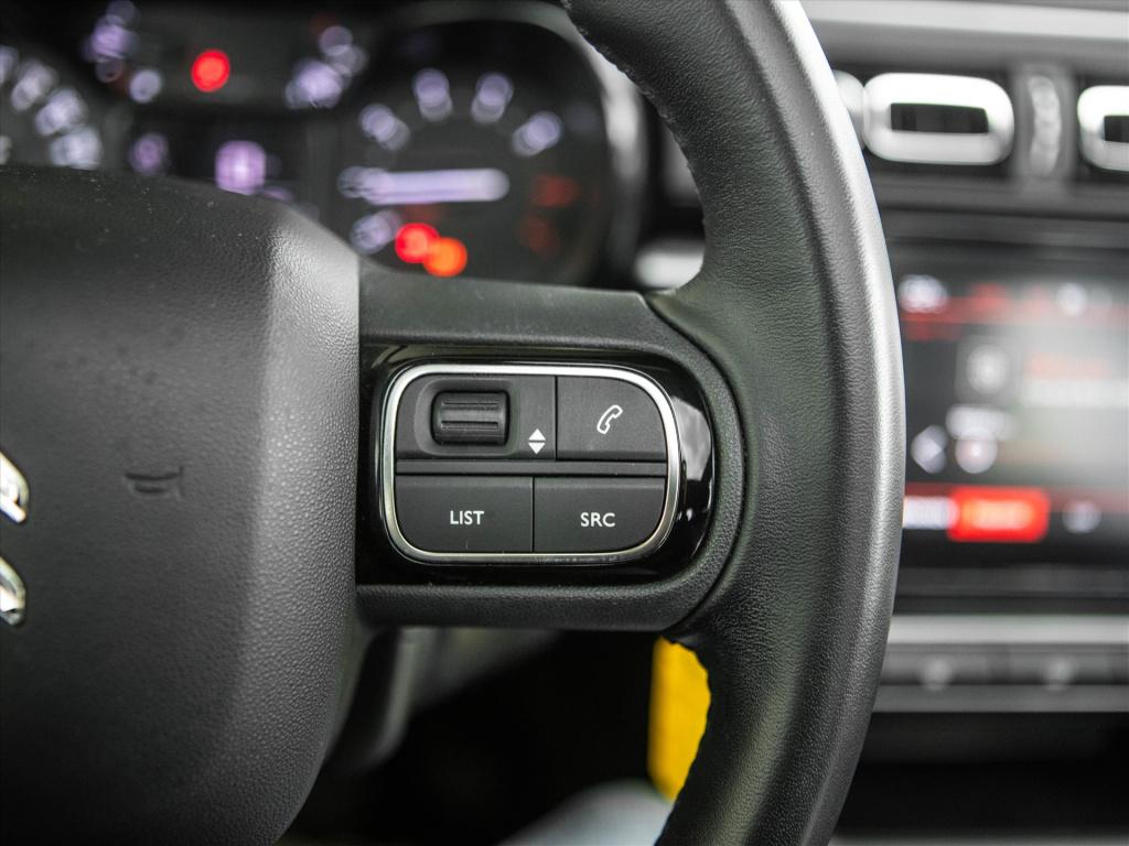 Citroen C3 1.2 puretech 82pk shine | panoramadak | stoelverwarming | cruise