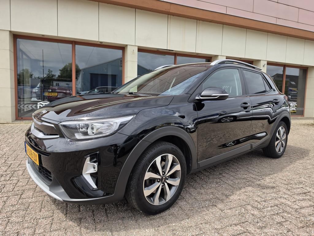 Kia Stonic 1.0 t-gdi mhev dyn+line | lane ass | cruise | clima | navi | lm