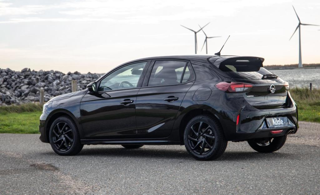 Opel Corsa 1.2 turbo gs black line / apple carplay / automaat / 360 camera 