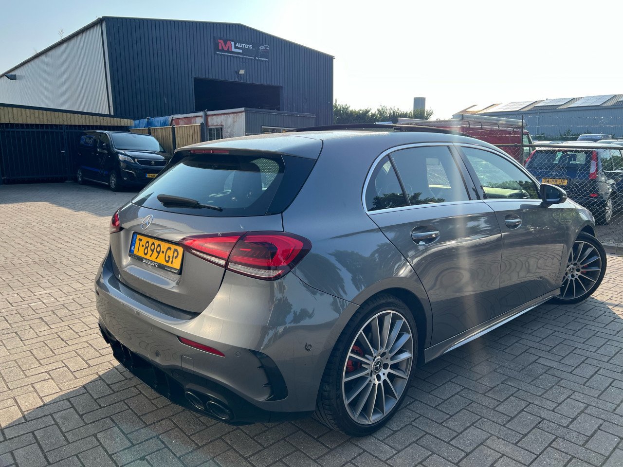Mercedes-Benz A-Klasse 180d Premium Plus