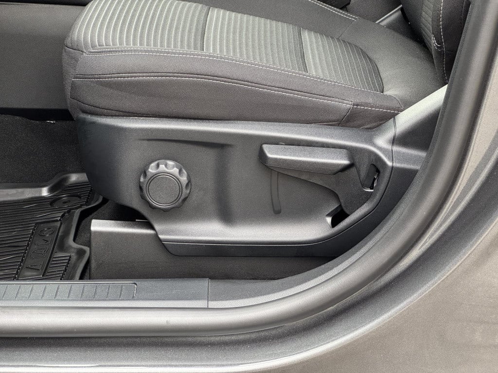 Ford Kuga 2.5 phev titanium trekhaak, nl-auto winter pack