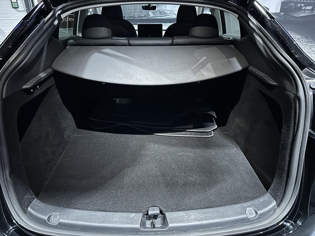 Tesla Model Y rwd 58 kwh *origineel nl*trekhaak*pano*
