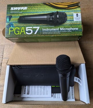 Vier dynamische microfoons (AKG, 2x Shure en DAP)