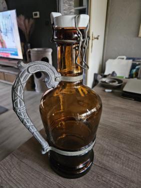 Prachtige grote amberkleurige glazen growler bierfles2 liter