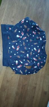 Kersttrui 2x 122-128 en 134-140