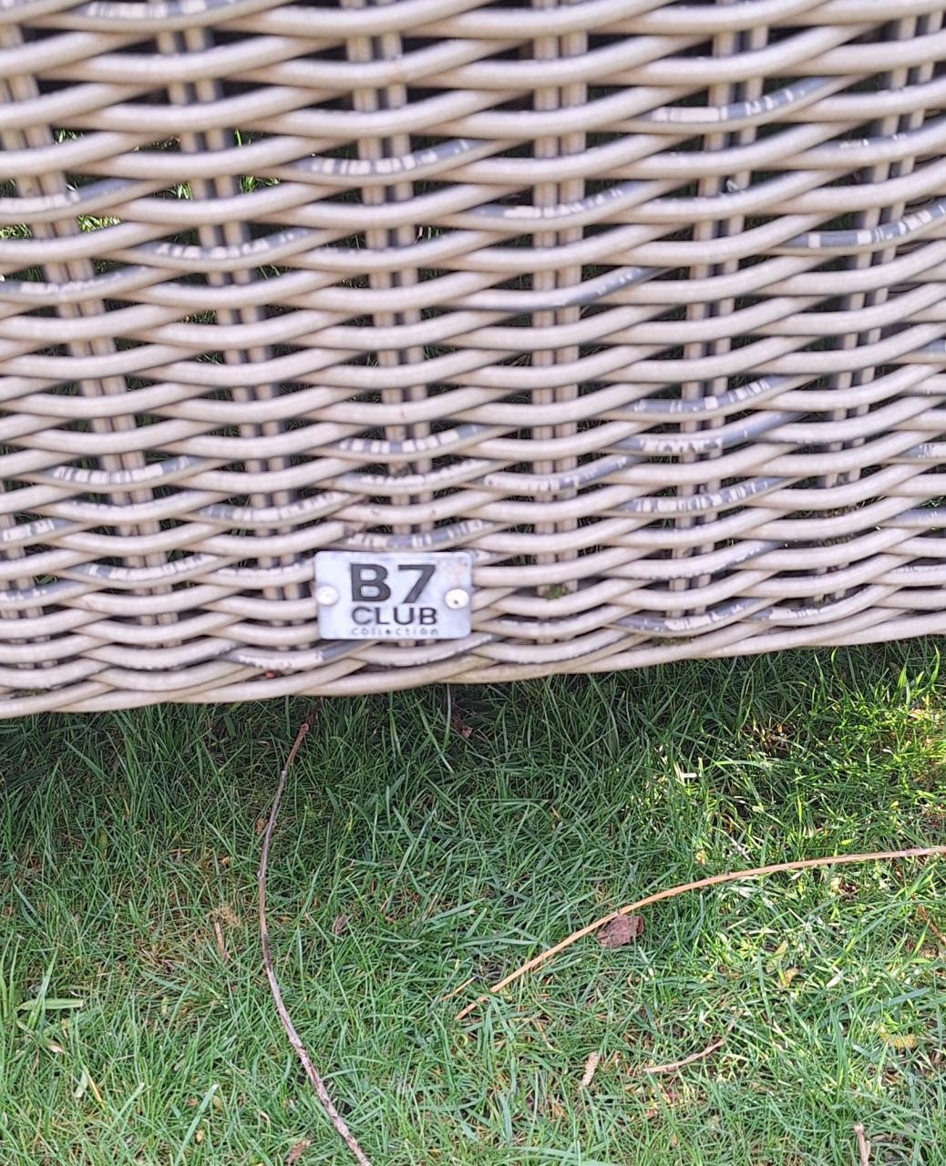 Teakhouten tuintafel en acht stoelen